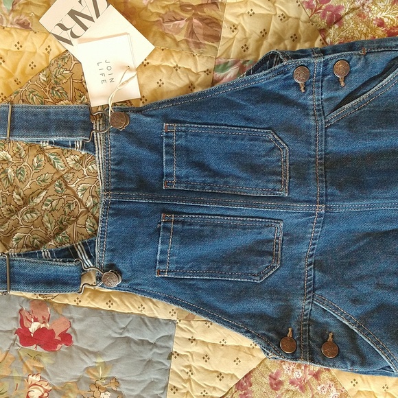 * NEW* Zara Blue Denim Overalls,- Boy or Girl, Size 2-3 Years Old - Picture 2 of 13